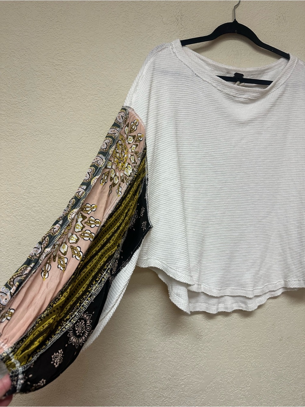 Free People womans White Waffle Knit Top with Patterned Balloon Sleeves size XS - Picture 3 of 4